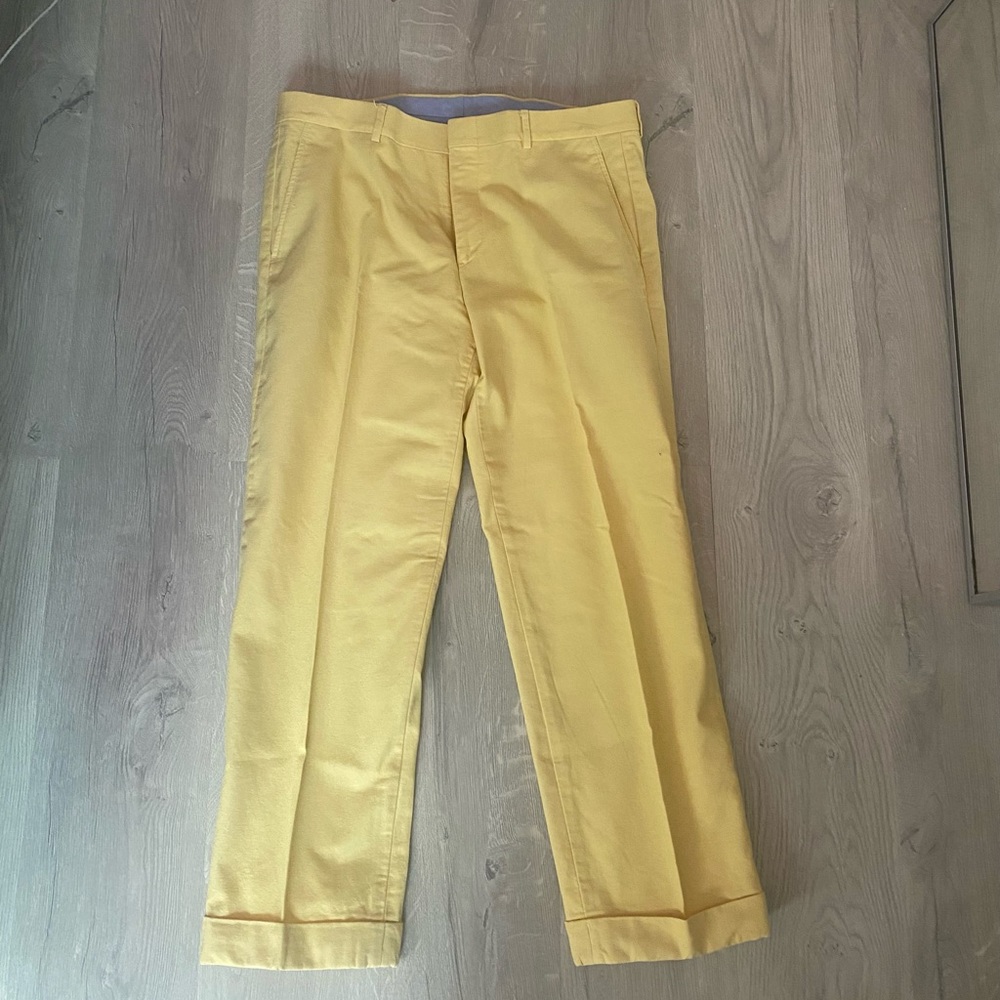 Yellow pants